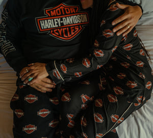 Harley-Davidson Women's Bar & Shield Button-Up Long Sleeve Shirt/Pants Pajama Set, Black 96826-25VW