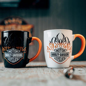 Harley-Davidson Outlined Flames 15 oz. Color Changing Ceramic Coffee Mug Set, White/Black HDL-18629
