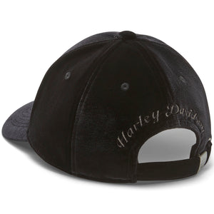 Black cap with 'Harley Davidson' logo on a white background