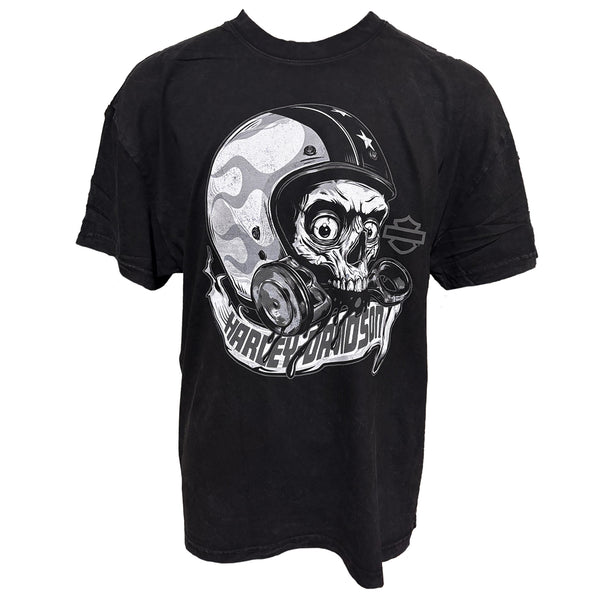 Black t-shirt with a skull wearing a helmet and 'Harley Davidson' logo on a white background